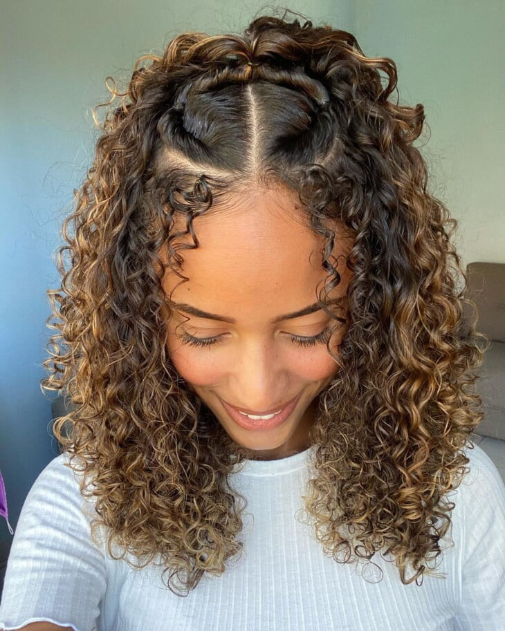 inspiração penteado cabelo ondulado para festa