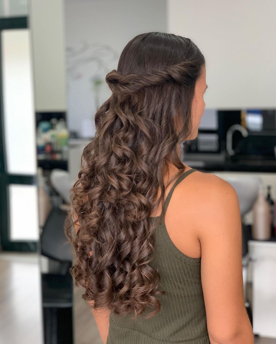 inspiração penteado cabelo ondulado para festa