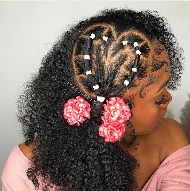 Penteados Rápidos para Cabelos Cacheados: Soluções para o Dia a Dia