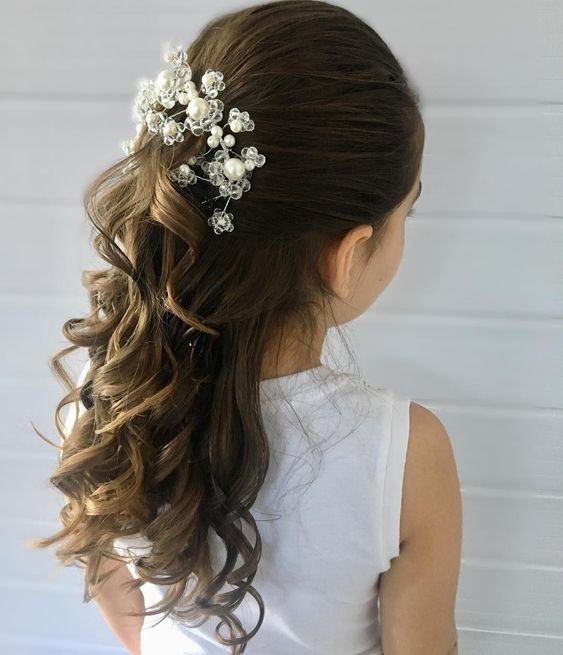 penteado infantil solto para festa