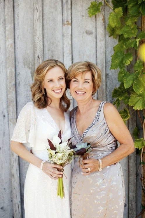 Penteados para mães de noivas com cabelo curto: inspirações