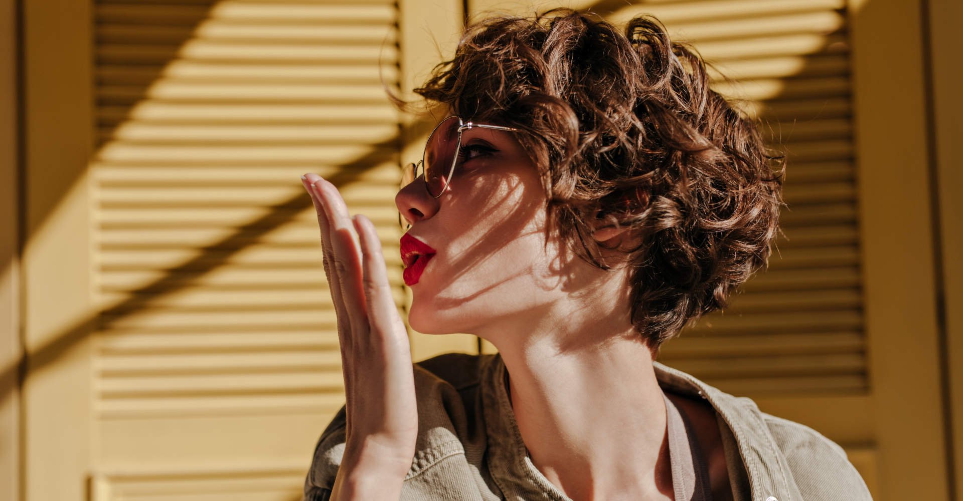 tutorial penteado semipreso torcidinhos laterais cabelo ondulado curto