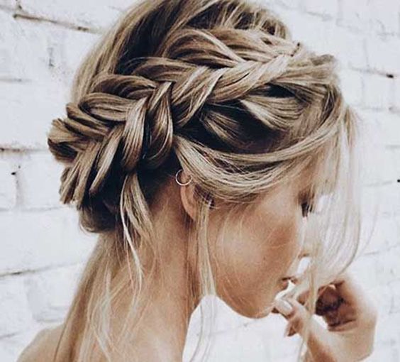 Mohawk Braids: O Penteado que Está Bombando nas Redes Sociais