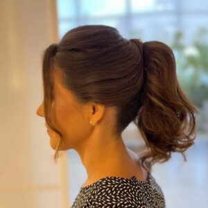 penteados elegantes cabelo curto liso