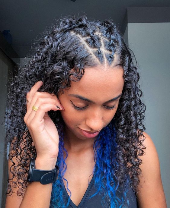 penteados para cabelo ondulado curto com liguinha