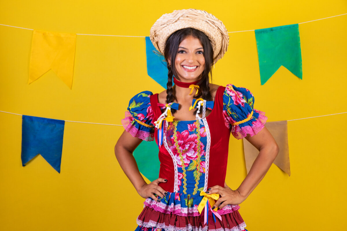 5 Ideias de Penteados Juninos para Arrasar na Festa
Guia Completo: Penteados de Festa Junina para Todos os Tipos de Cabelo
Do Clássico ao Moderno: Penteados Juninos que Você Precisa Conhecer
Como Fazer Penteados Juninos Fáceis e Rápidos Sozinha
Penteados Juninos com Acessórios: Laços