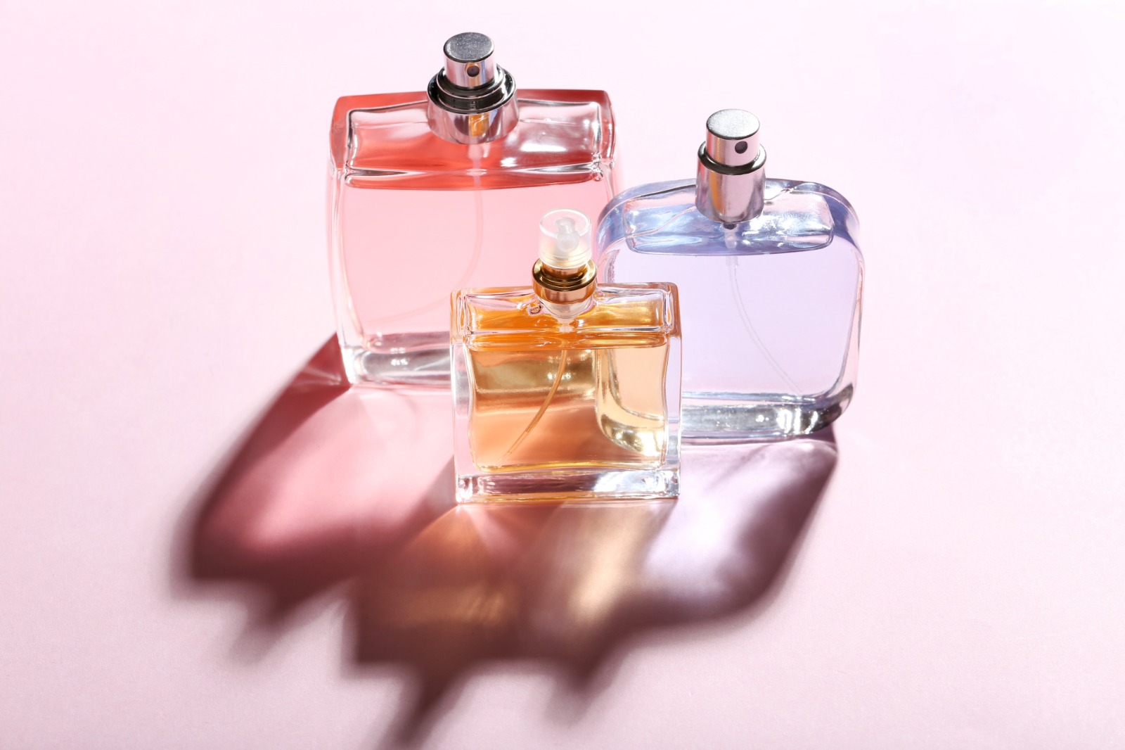1. A História do Perfume No Ar da Avon: Uma Viagem Nostálgica
2. Perfumes Avon que Marcaram Época: O Legado do No Ar
3. Como Encontrar e Usar o Perfume No Ar da Avon Hoje
4. Análise da Fragrância Floral Fresca do Perfume No Ar
5. Perfumes Similares ao No Ar da Avon: Opções Atuais