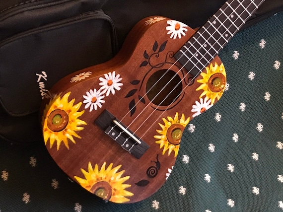 Técnicas de Pintura Criativas para Ukulele: Efeitos Galáxia e Mais
