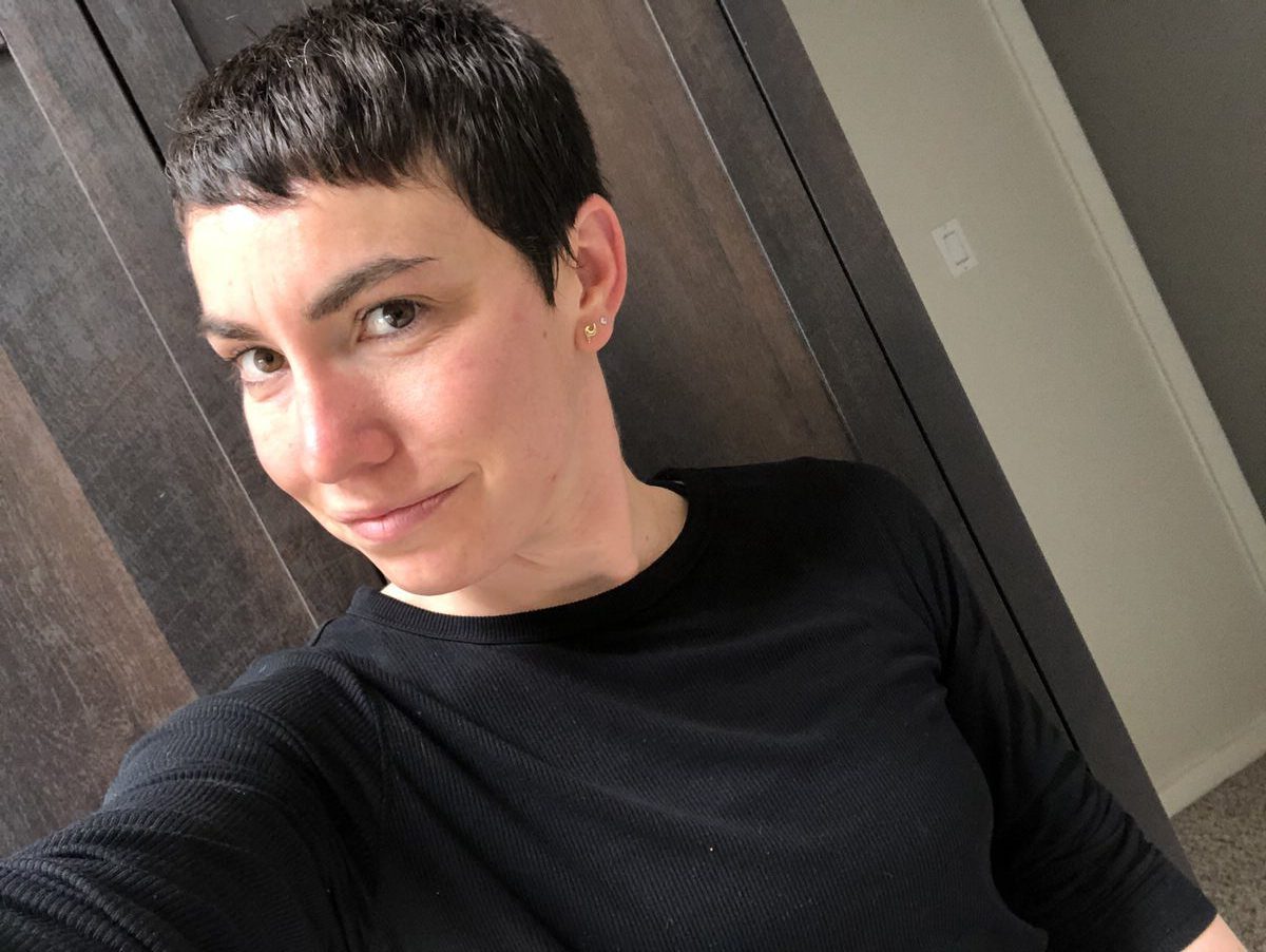 Pixie Cut com Franja