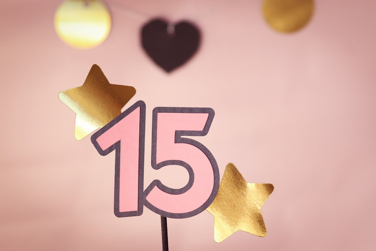 5 ideias de títulos:
1. Presentes de Tecnologia para Meninos de 15 Anos: Gadgets que Impressionam
2. Estilo e Cuidados Pessoais: Presentes que Elevam a Autoestima do Garoto de 15 Anos
3. Esportes e Hobbies: Presentes que Incentivam Paixões aos 15 Anos
4. Experiências Inesquecíveis: Presentes que Criam Memórias para Meninos de 15 Anos
5. Presentes Personalizados para Meninos de 15 Anos: Toques Únicos e Especiais