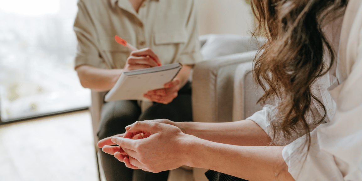 1. Como escolher o psicólogo ideal para você.
2. Terapia online vs. presencial: qual a melhor opção?
3. O papel do psicólogo na saúde mental.
4. Benefícios da terapia para o bem-estar.
5. Mitos e verdades sobre ir ao psicólogo.