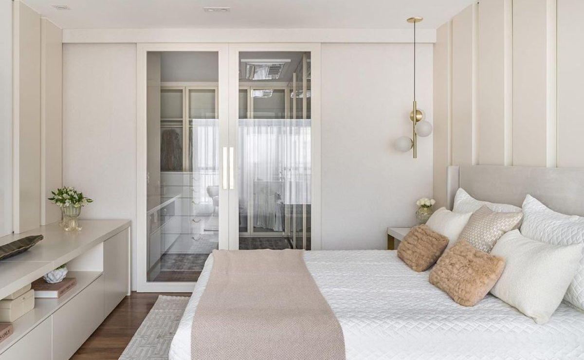 Guia completo de cores vibrantes para looks ousados