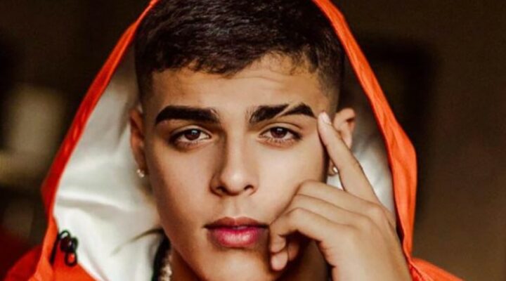 Risco na Sobrancelha Feminino: 5 Estilos para Inspirar seu Visual