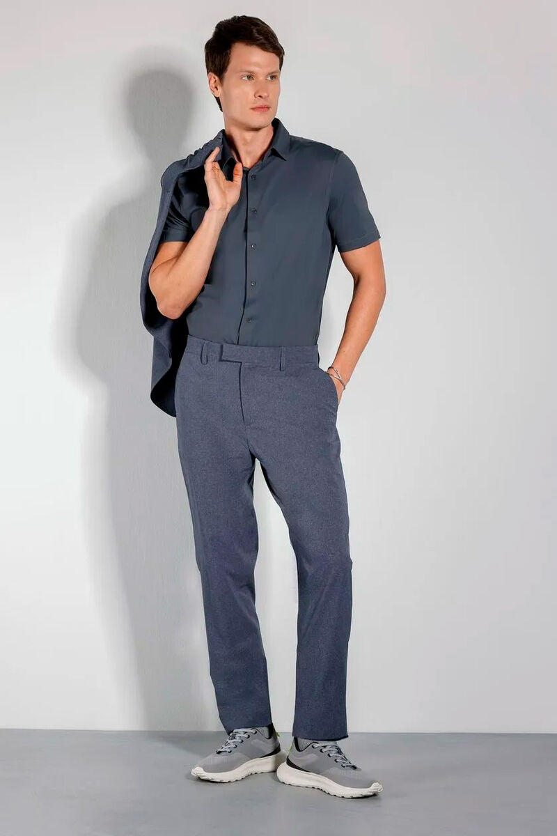 As 5 peças de roupa dos anos 90 que você precisa ter no guarda-roupa