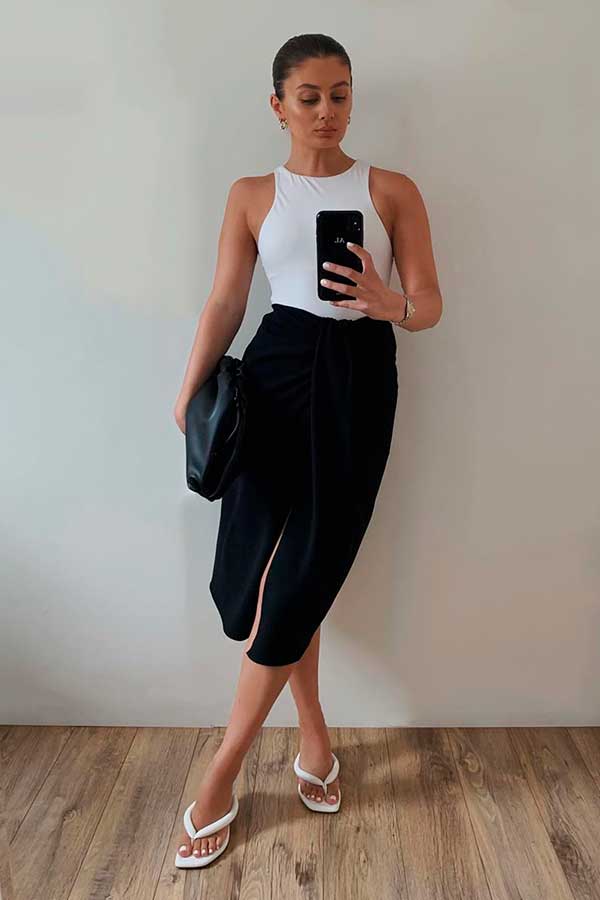 saia midi preta com camisa