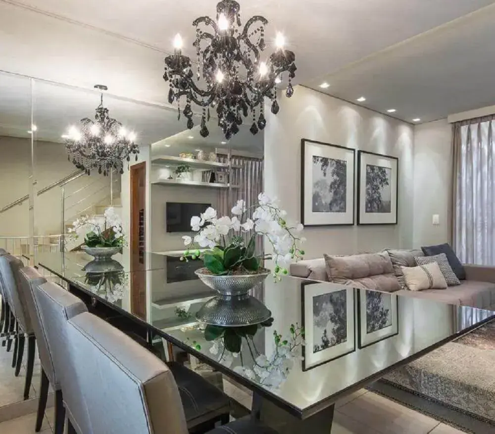 sala de jantar moderna com madeira