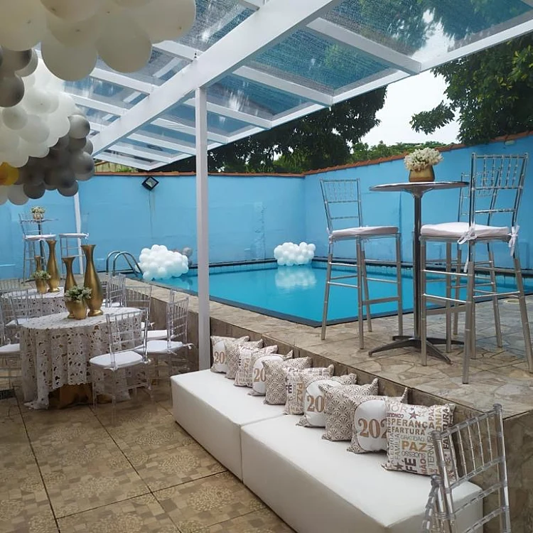 Casa de festa com piscina