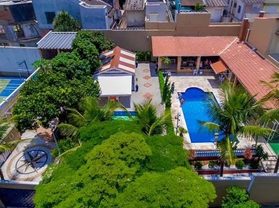 Espaço para pool party