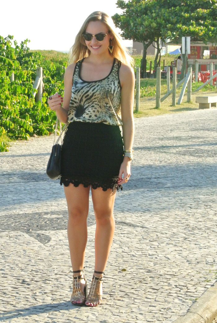 sandália luiza barcelos dourada