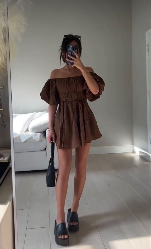 sandália plataforma preta elegante