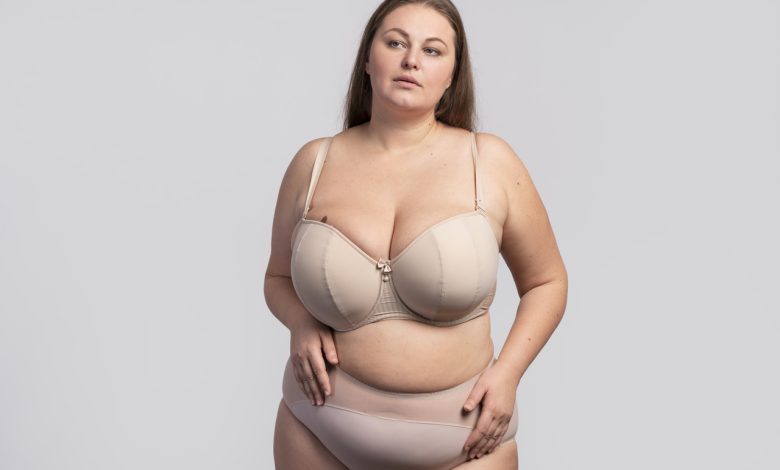 Dores nas costas por seios grandes: Exercícios e tratamentos para alívio