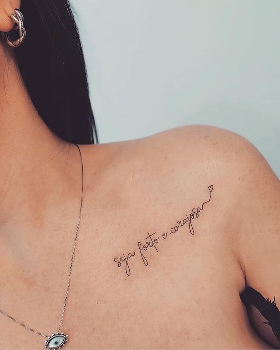 quanto custa tatuagem frase seja forte e corajoso