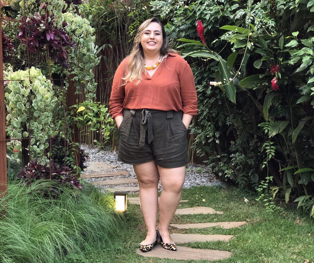 bermuda plus size feminina
