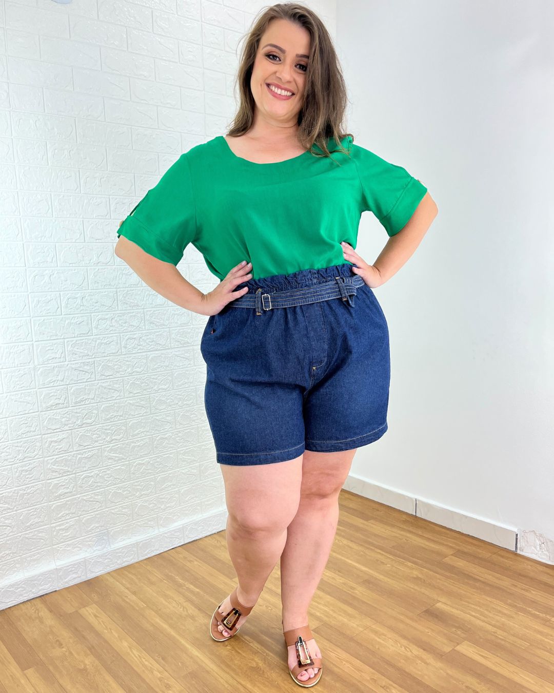 conjunto plus size short e blusa