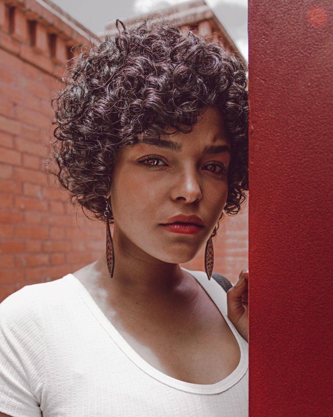 Falso Sidecut: 5 Penteados para Experimentar o Estilo sem Raspar