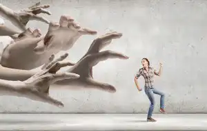 sonhar fugindo de um monstro
