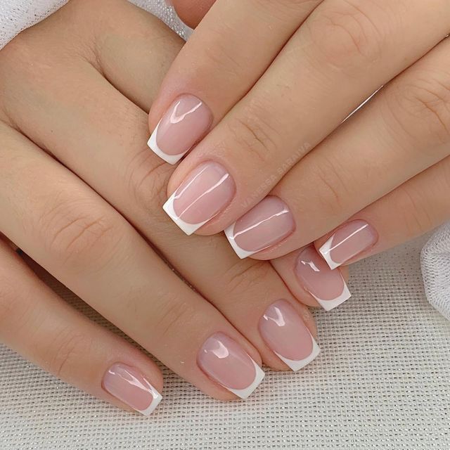 unha de gel decorada longa delicada