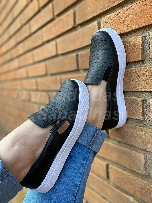slip on preto feminino couro