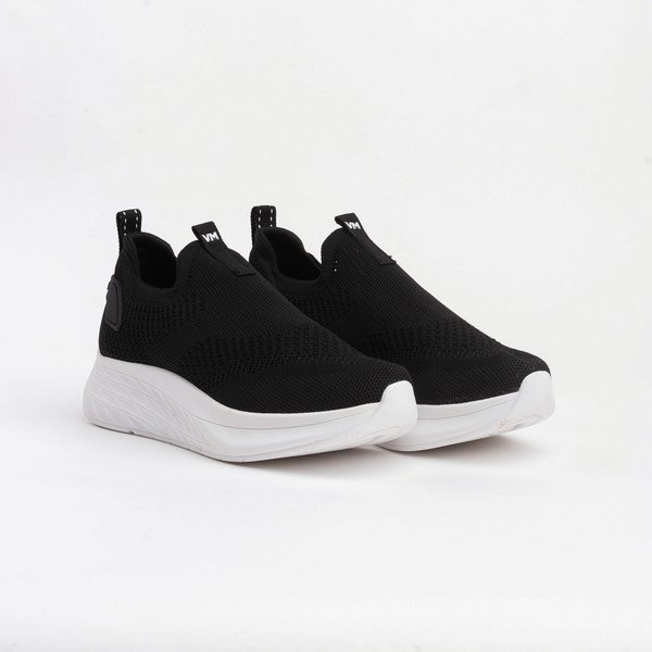 sapatilha slip on preto feminino