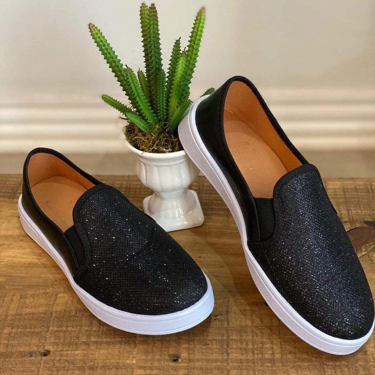 slip on preto feminino dia a dia