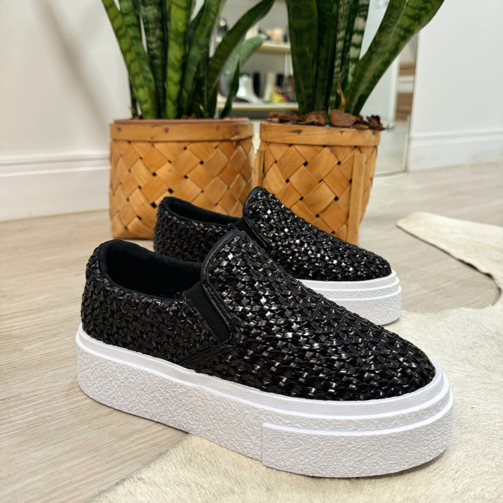 slip on preto feminino casual