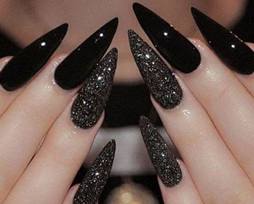inspiração unhas stiletto decoradas