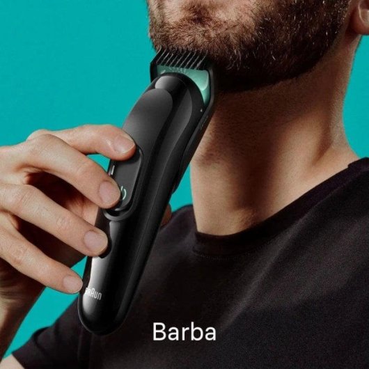 Dicas para Manter a Barba Aparada com Precisão Usando Pentes de Máquina