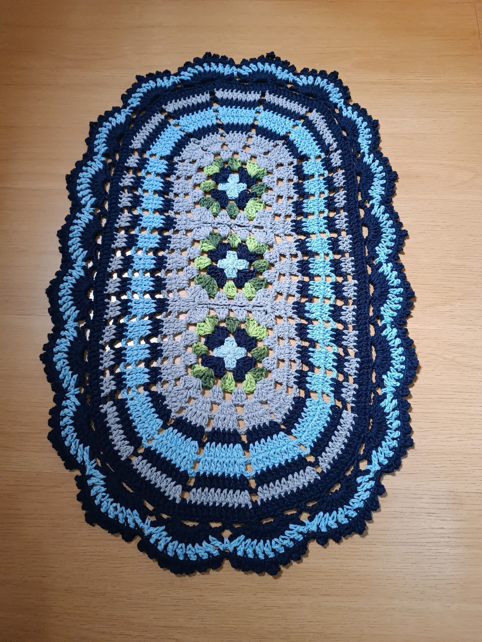tapete de crochê oval