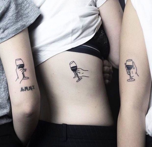 quanto custa fazer tatuagem de amigas