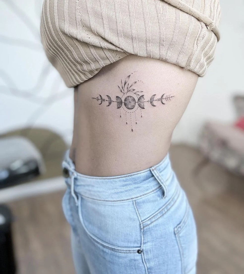 ideias de tatuagem feminina delicada para inspirar