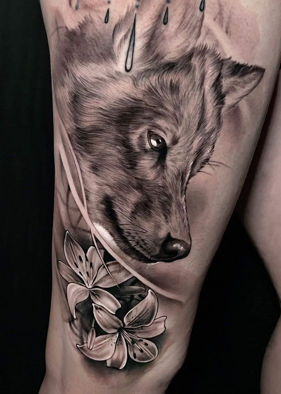 tatuagem de lobo no antebraço