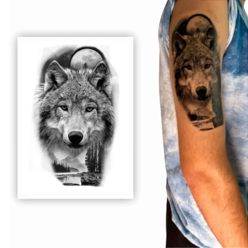 tatuagem de lobo delicada