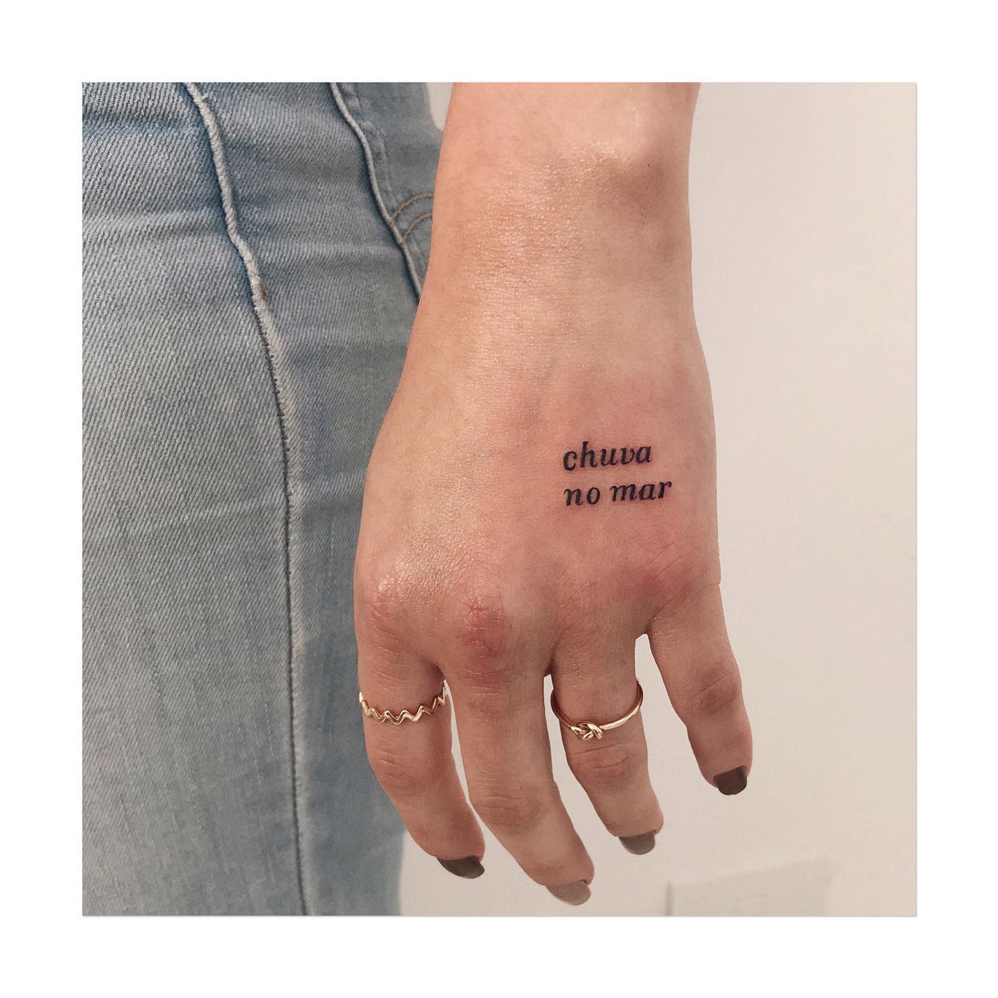 melhores frases para tatuagem na mão