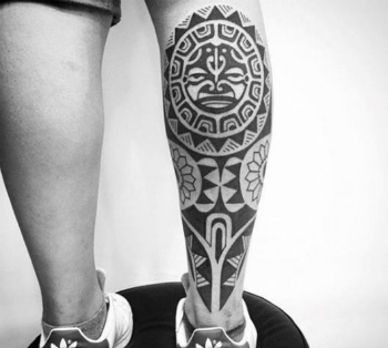 melhores ideias de tatuagem panturrilha para mulheres