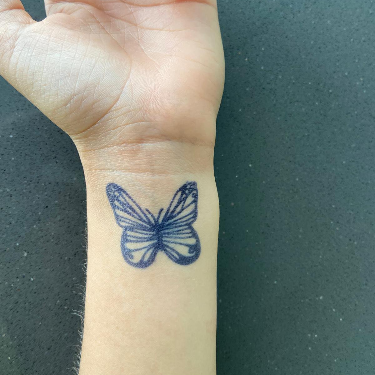 tatuagem borboleta pequena temporaria ou permanente
