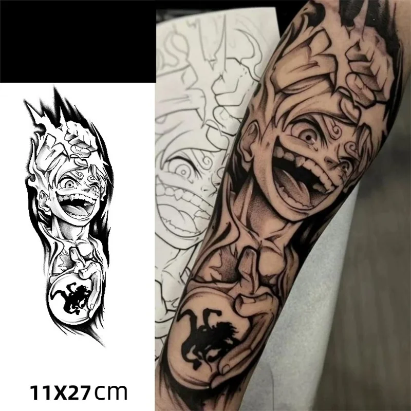 tatuagem de anime no braço