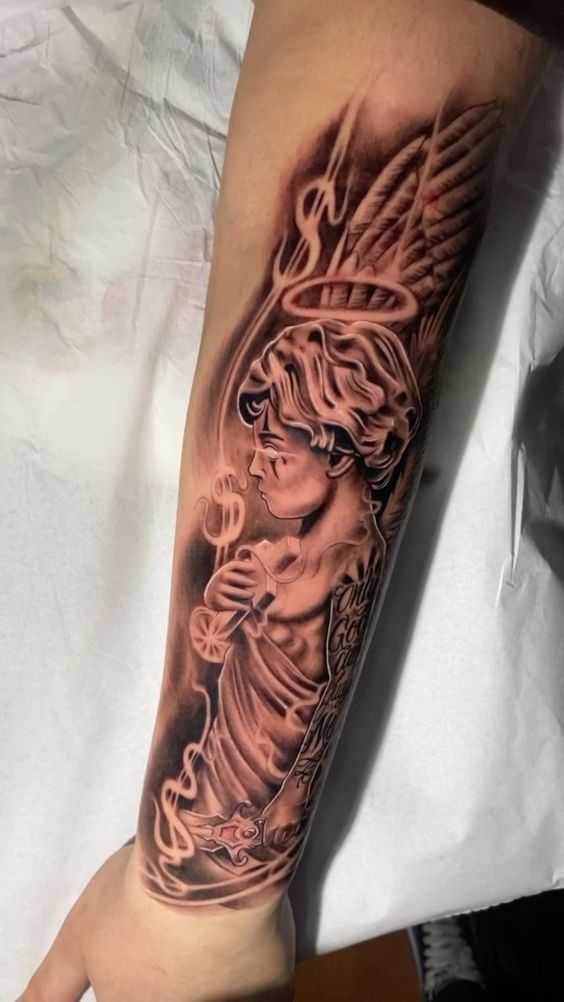 tatuagem anjo feminino braço