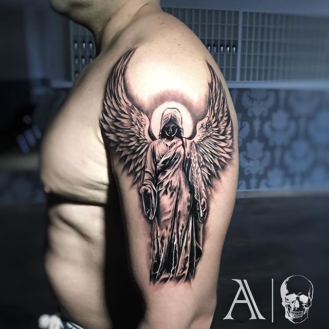 tatuagem anjo realismo braço