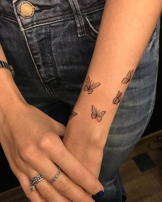 melhores ideias tatuagem borboleta braço