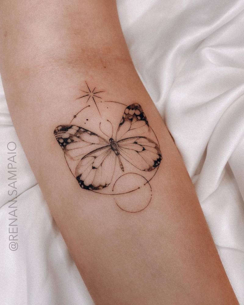tatuagem borboleta braço vs antebraço